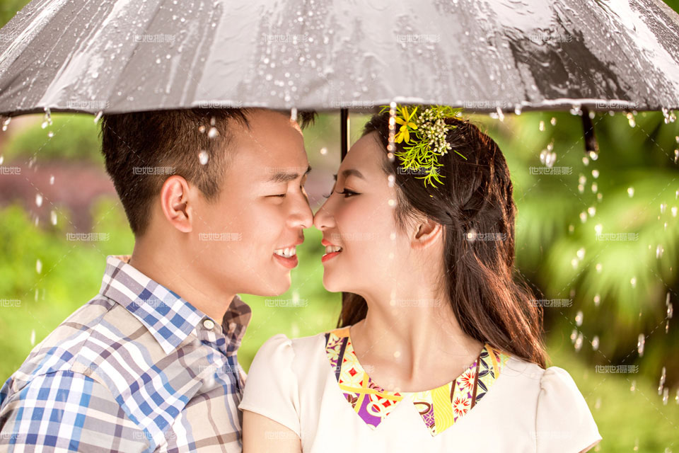 雨景婚纱照